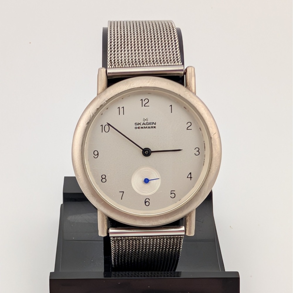 Skagen 5LSS Ultra Slim Watch Silver Mesh Band Seconds Sub Dial Quartz